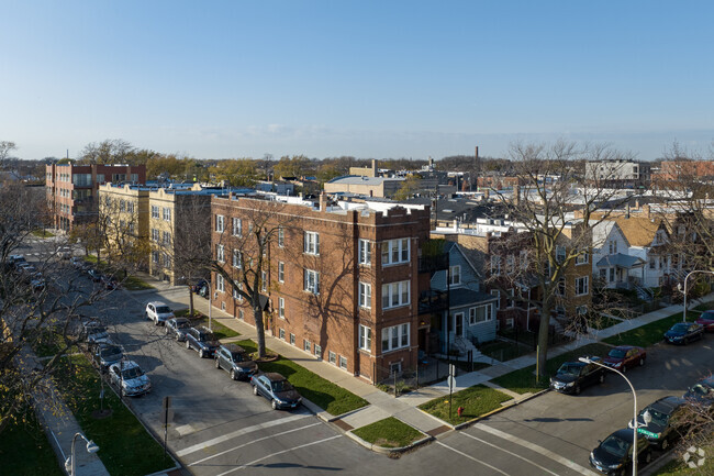 Aerial Photo - 3142 W Cullom Ave