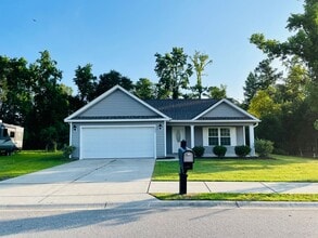 Building Photo - 1404 Abberbury Dr