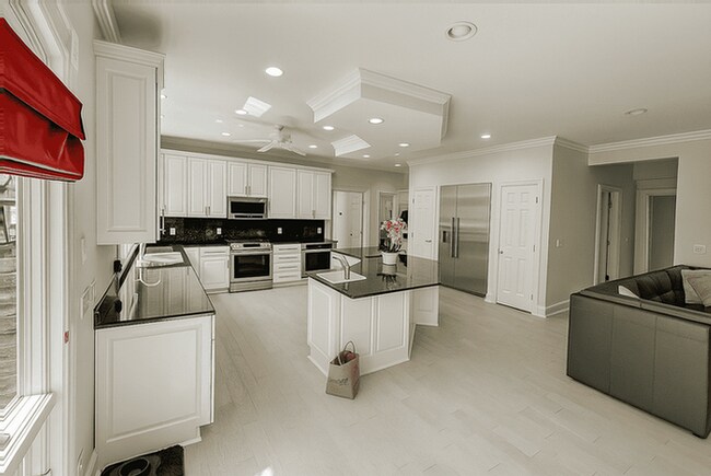 Foto del edificio - 9123 E Kemper Rd