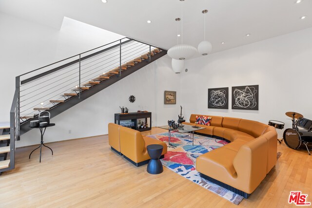 Building Photo - 5669 Tuxedo Terrace