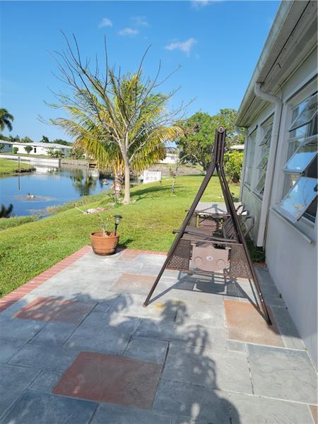Foto del edificio - 6905 NW 15th St