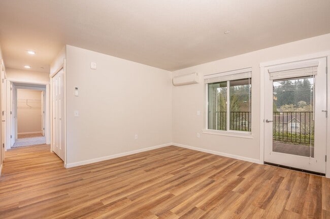 Interior Photo - Waterside Apartments