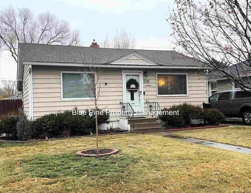 Foto principal - 556 Warren Ave