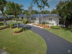 Building Photo - 14520 SW 79th Ct