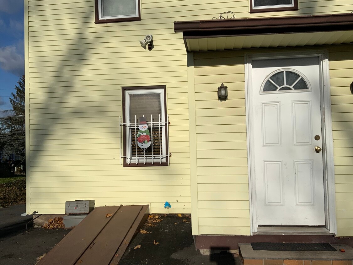 Photo - 830 Valley St (Union, NJ)