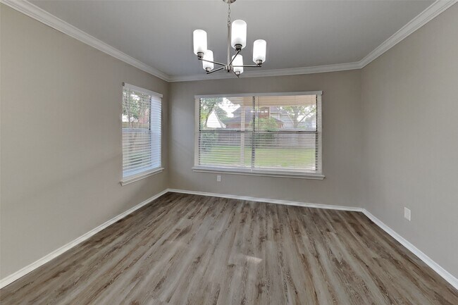 Foto del edificio - 16834 Scenic Gardens Dr