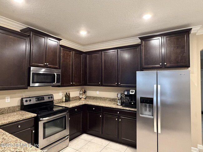 Foto del edificio - 7292 Claremont Creek Dr