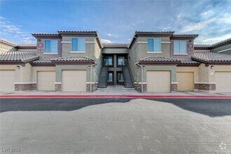 Building Photo - 6868 Sky Pointe Dr