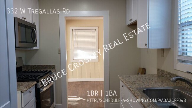 Foto del edificio - Available now! Remodeled home with a one-c...