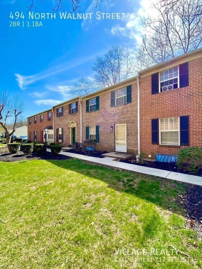 Building Photo - Spacious 2-BR Townhome in Dallastown Schoo...