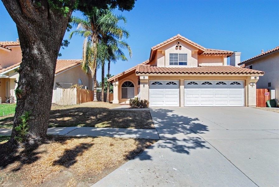 Primary Photo - 1085 Yardley Way