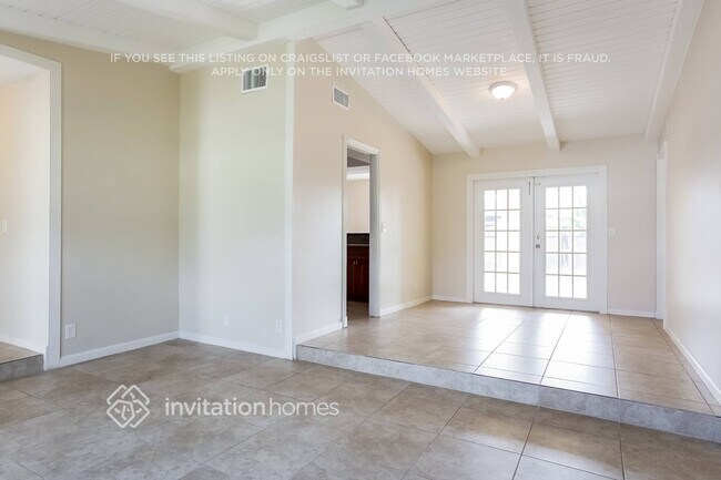 Foto del edificio - 782 Ryanwood Dr