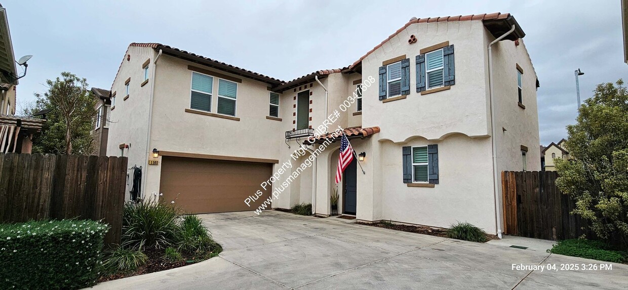 Primary Photo - Beautiful Newer Two Story HG Gardens Model...