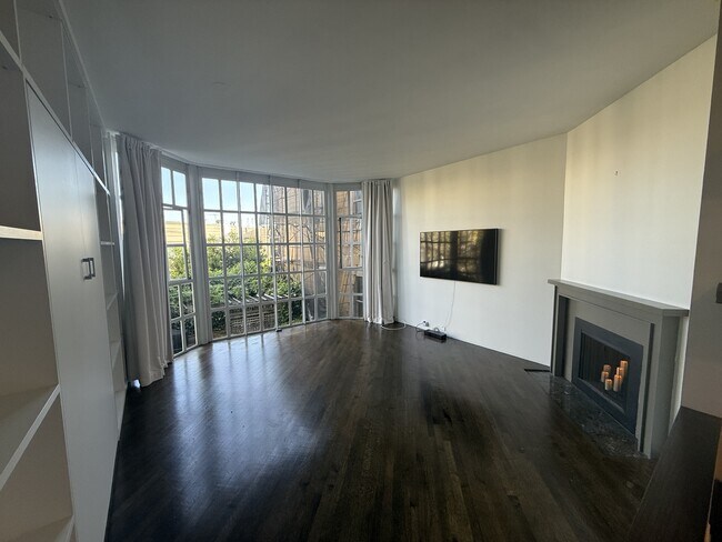 Foto del edificio - 1255 California St