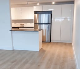 Building Photo - 50, 60 Greenfields & 190 Parkside