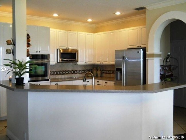 Building Photo - 16574 :Segovia Cir S
