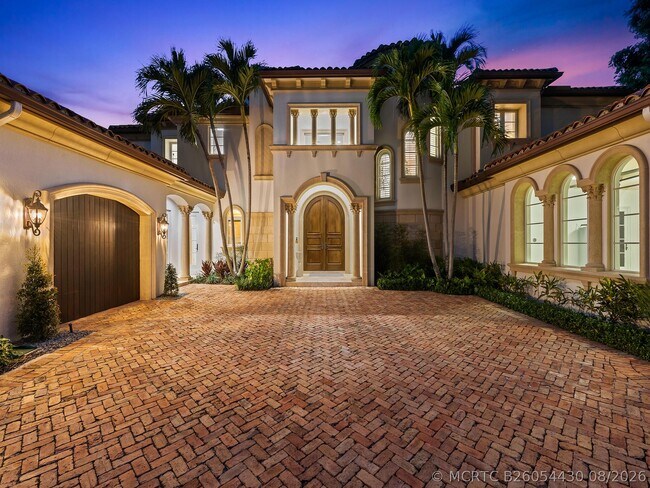 Foto del edificio - 639 Middle River Dr