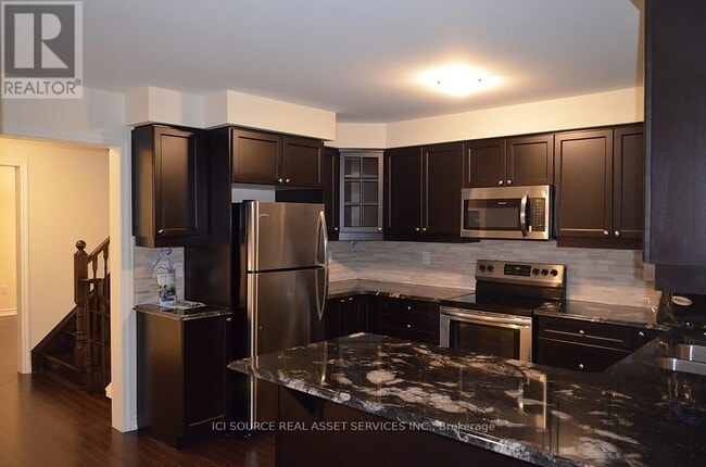 Building Photo - 2 Bluegill Cres