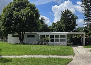 Building Photo - 6046 Appian Way