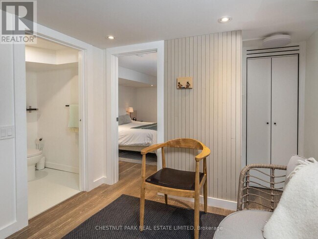 Photo du bâtiment - 1654 Gerrard St E