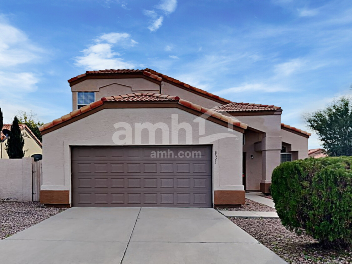 Foto principal - 8621 W Windsor Ave