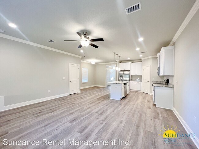 Building Photo - 3 br, 2.5 bath House - 2285 Janet Street