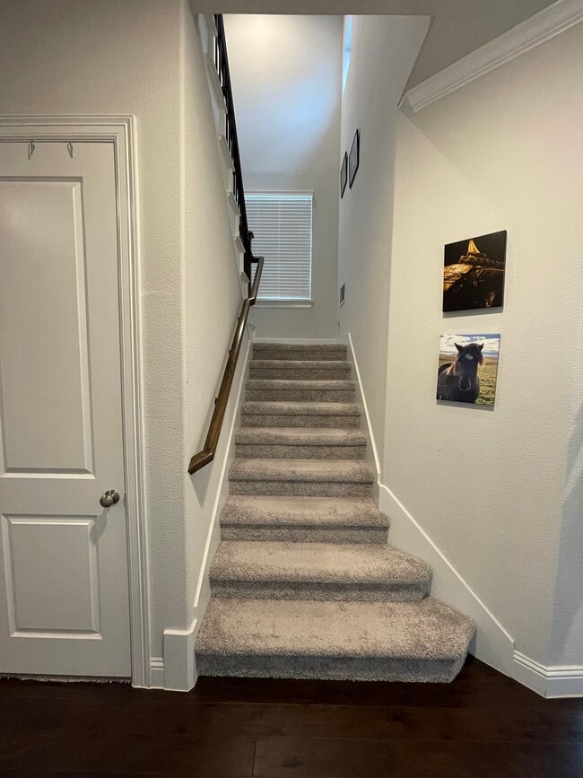 Building Photo - 1053 Margo Dr