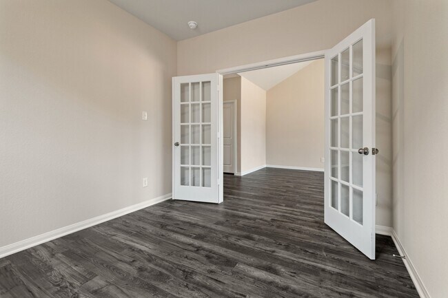 Foto del edificio - 345 Fastboy Ln