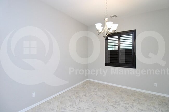 Building Photo - 4146 E Glacier Pl