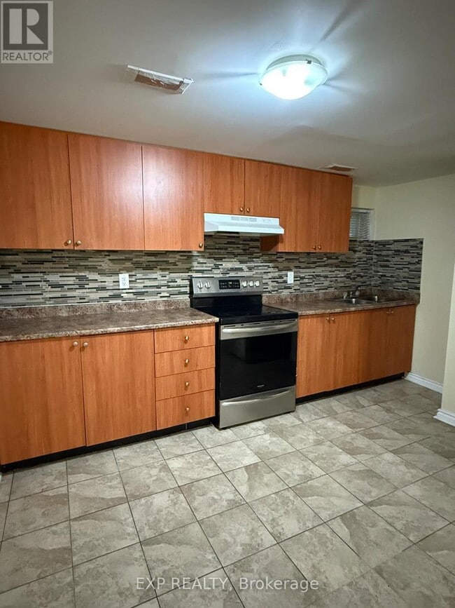 Building Photo - 17 Gable Dr