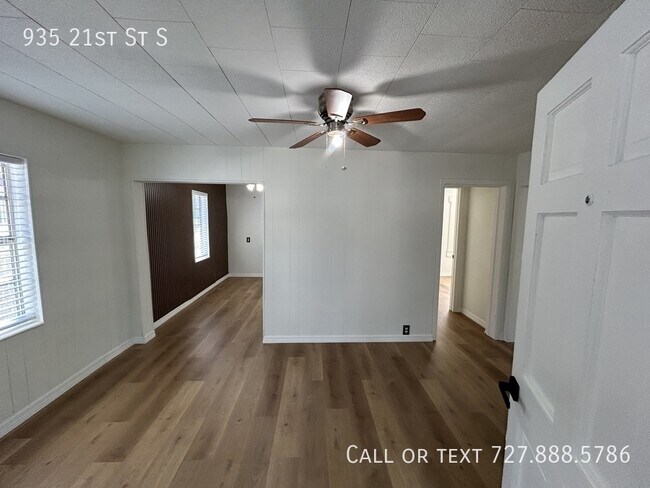 Foto del edificio - 935 21st St S