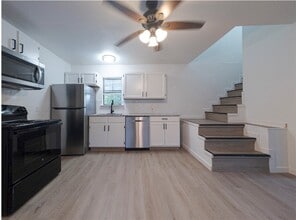 Building Photo - 737 N 12th St