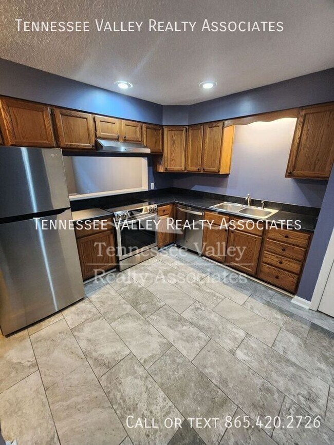 Foto del edificio - 433 Bramblewood Ln