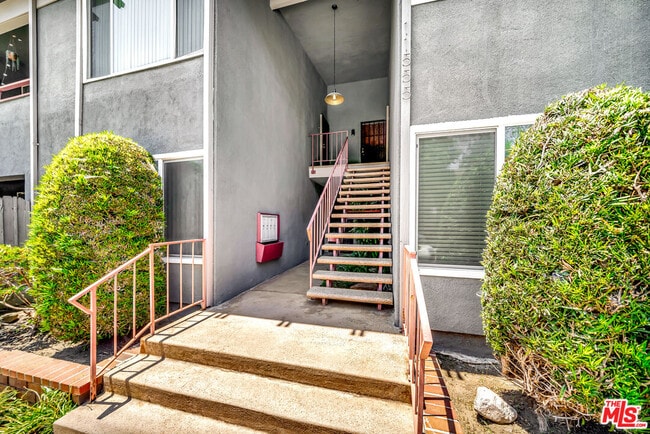 Building Photo - 11563 Nebraska Ave