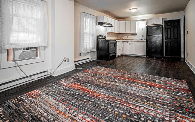 Building Photo - 14 Pulaski Hwy