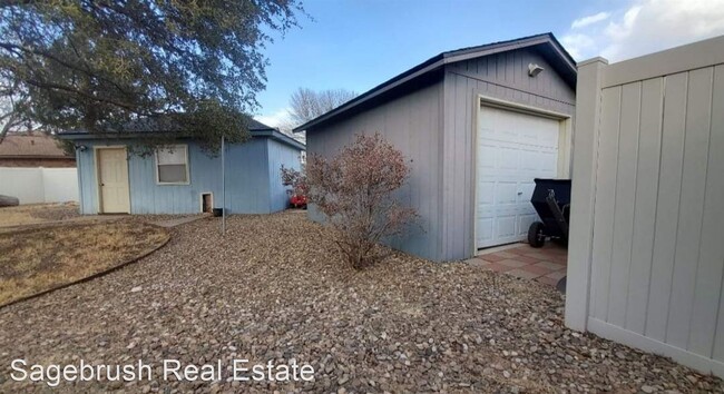 Building Photo - 3 br, 2 bath House - 2124 Northglen Dr