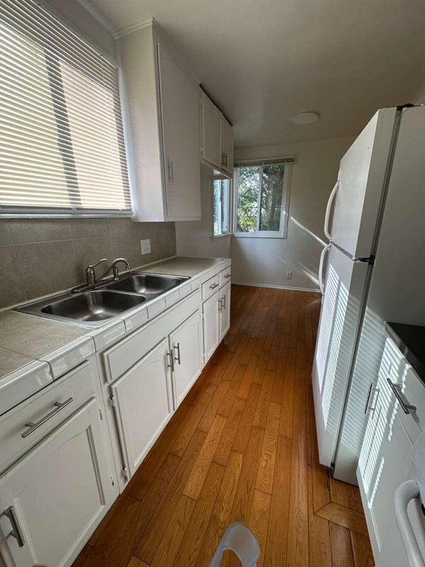 Foto del edificio - 1737 N Sycamore Ave