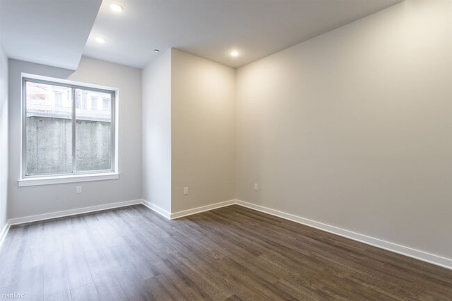 Building Photo - 1227 N 7th St