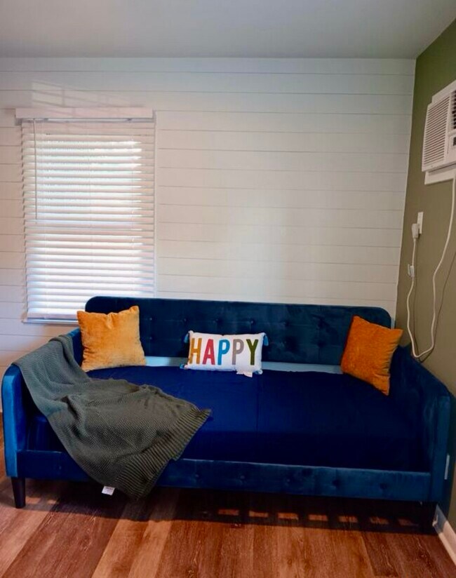 Foto del edificio - 4321 Arlington Ct NW