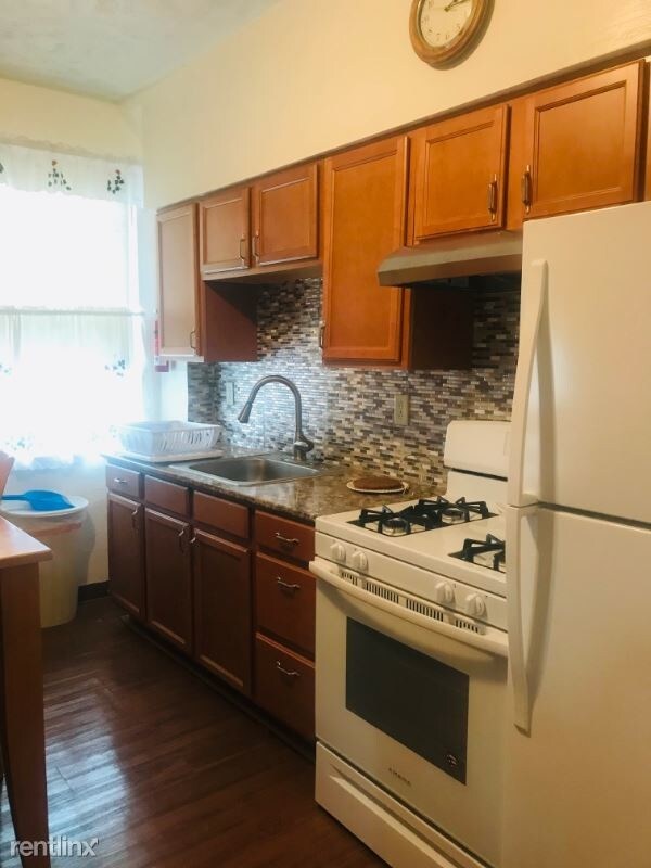 Foto del edificio - 3 br, 1 bath House - 3417 Ward St