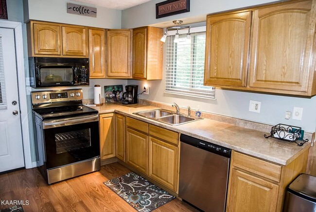 Building Photo - 2 bedroom / 1 bath Fairfield Glade Home