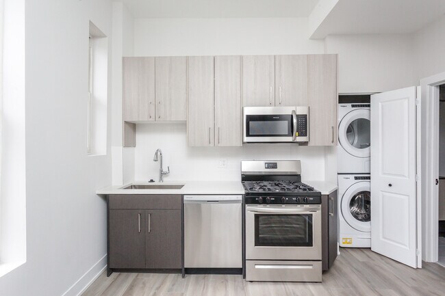 Foto del edificio - 718 W 18th St