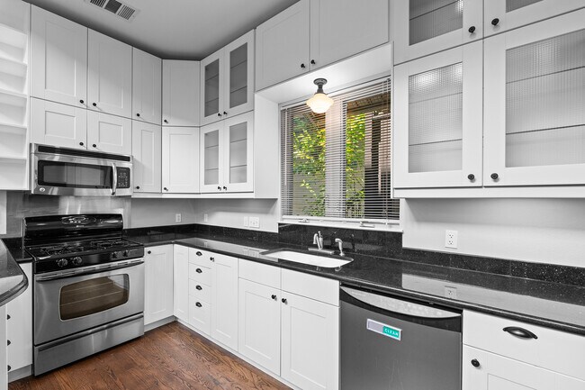 Foto del edificio - 1309 Chestnut Ave