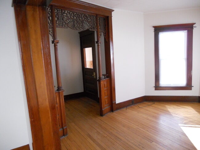 Building Photo - 21 Beech St