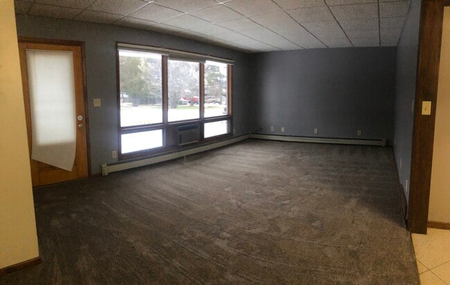 Building Photo - 210 2nd Ave E