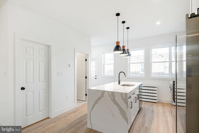 Foto del edificio - 448 Markle St