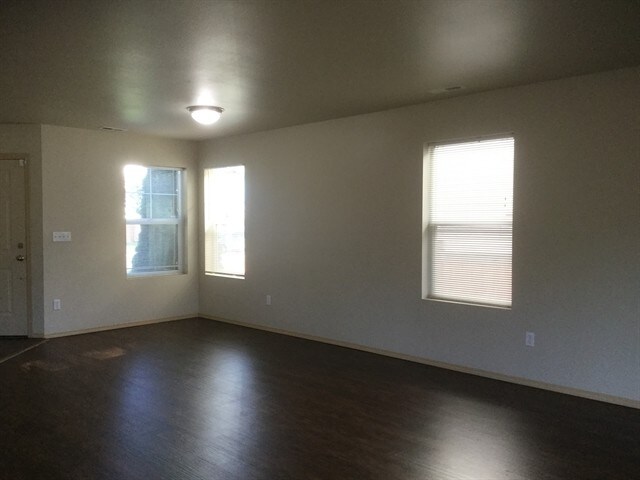 Foto del edificio - 5111 201st Street Court E