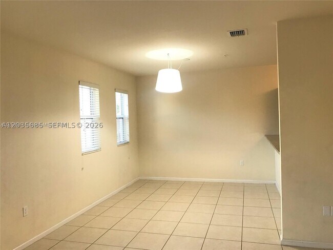 Foto del edificio - 8900 NW 97th Ave