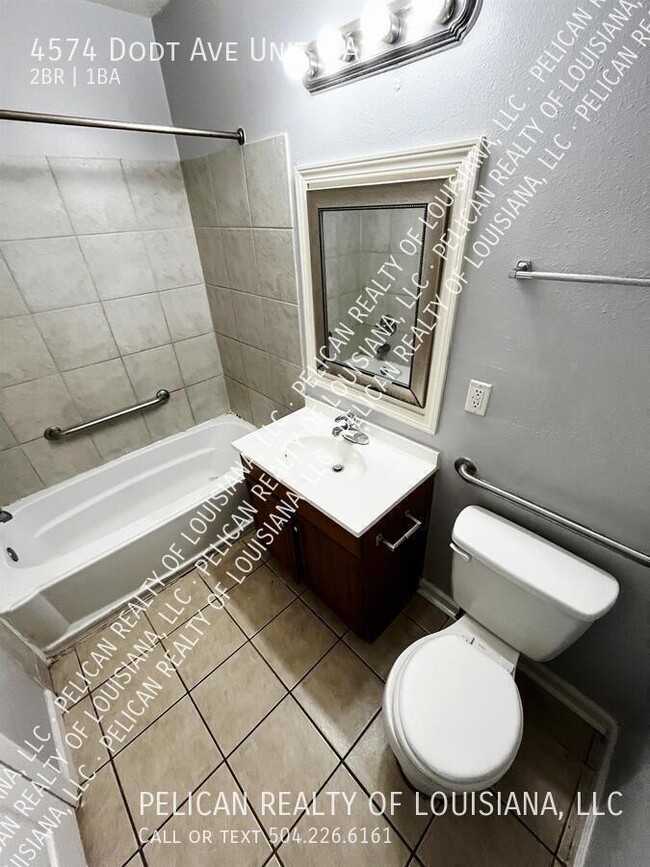 Foto del edificio - 4574 Dodt Ave