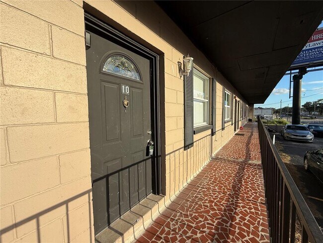 Foto del edificio - 8923 N 40th St